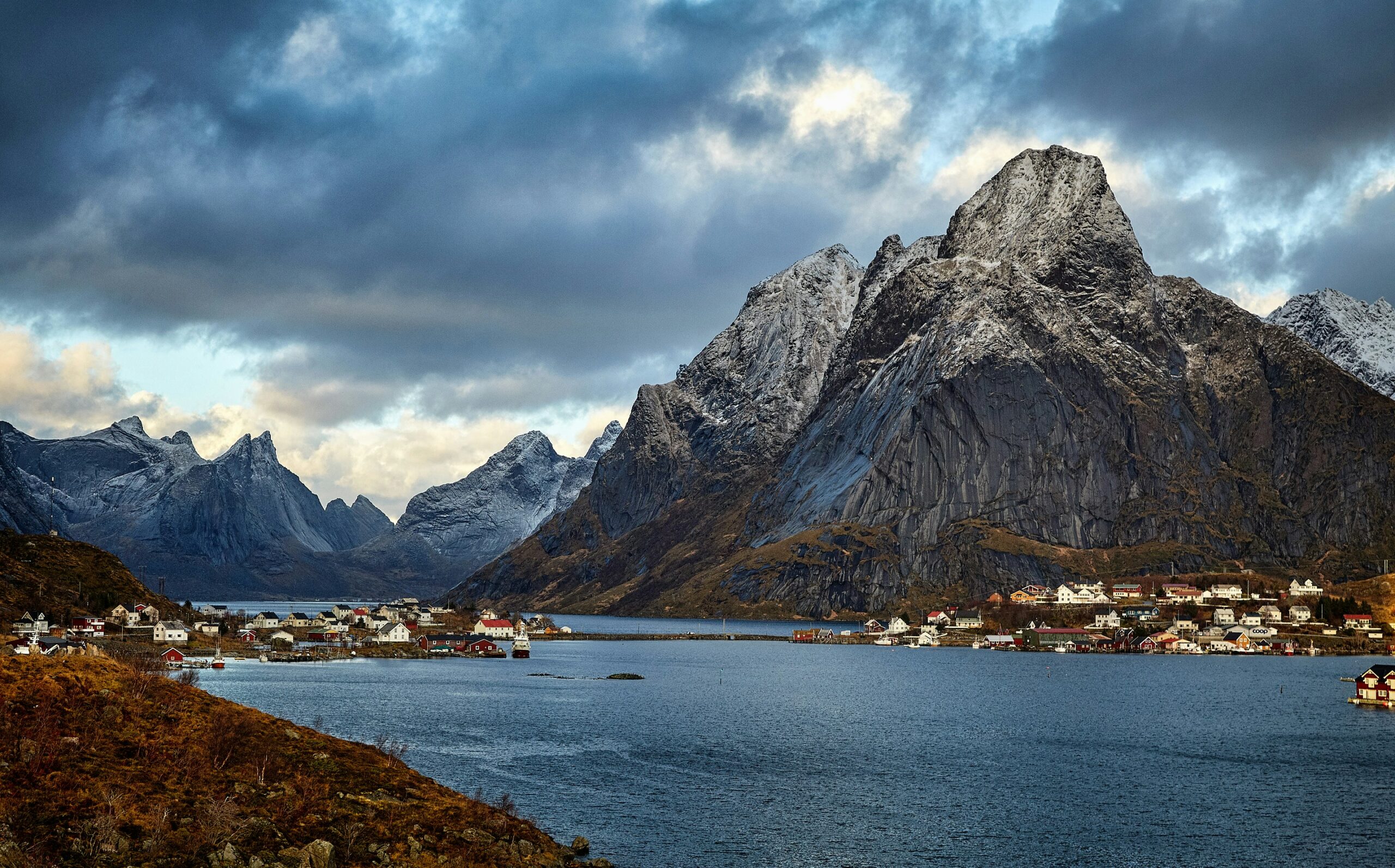 Norway by Luxe Tribes photo 3